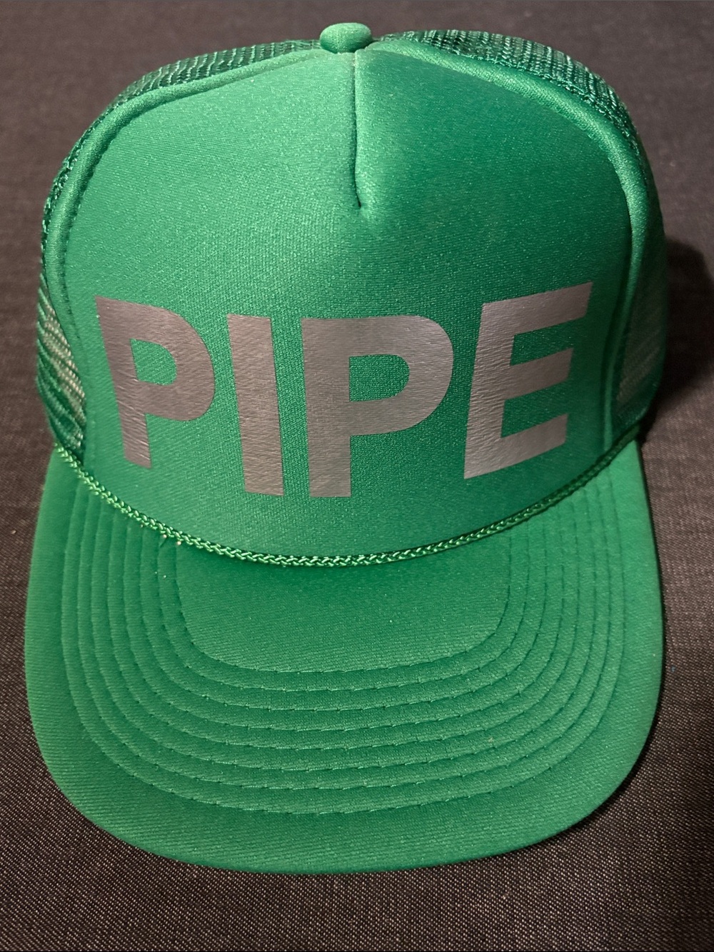 Green 'PIPE' Trucker Hat - Casual Mesh Cap